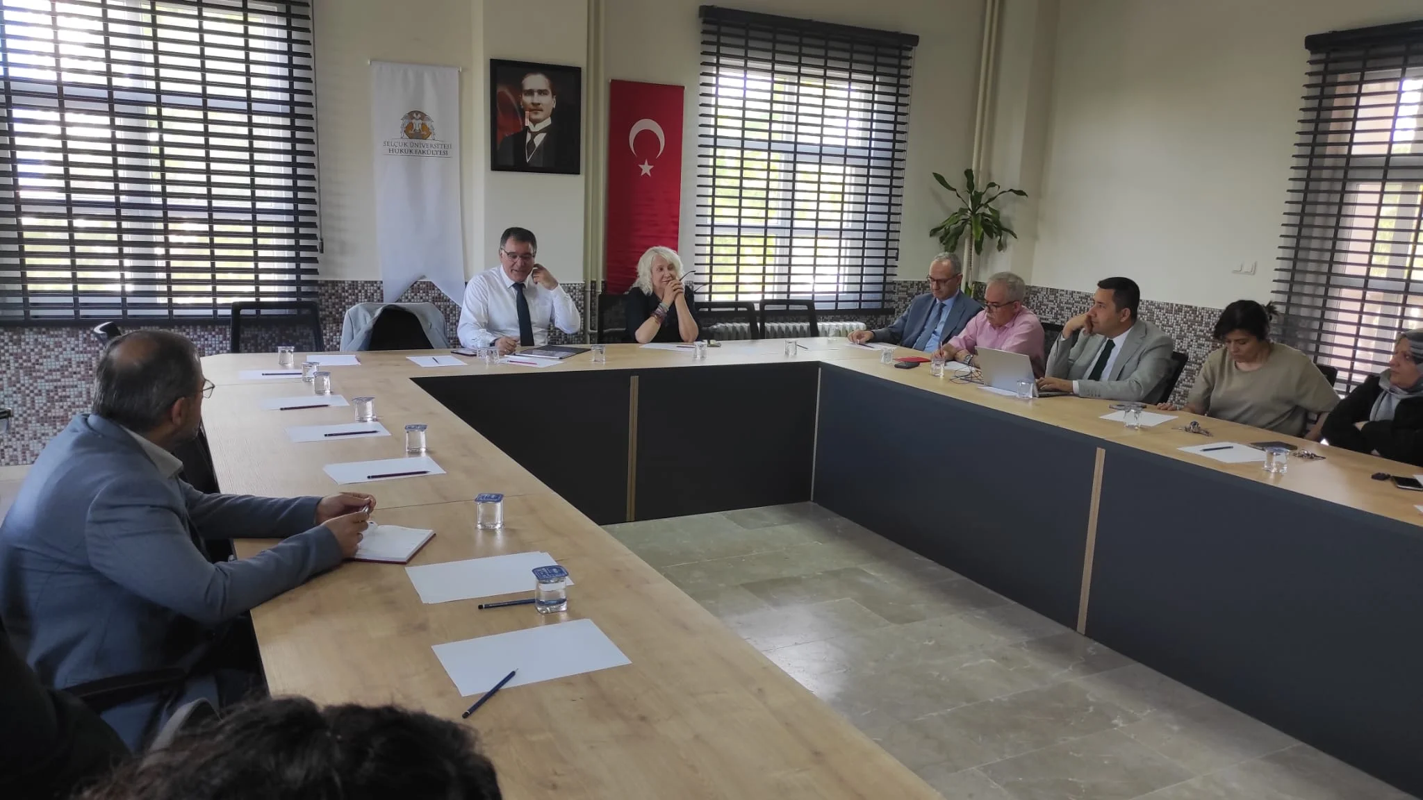 Fakültemizde Proje Değerlendirme Toplantısı Gerçekleştirildi
